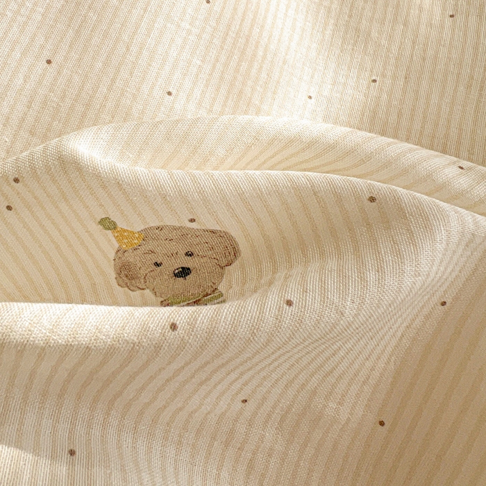 91家纺网 家纺一手货源 找家纺 亿梵家居 2025新款A类母婴级有氧全棉纯棉双层纱纯棉印花四件套-叠拍图柯基