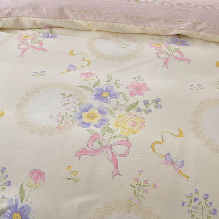 91家纺网 家纺一手货源 找家纺 绘萱家居 2026直播爆款一字绣吊边款纯棉100%全棉四件套印花百分百（喷气高品质） 柔粉蜜语