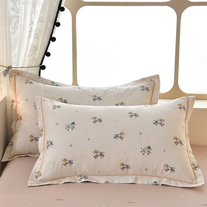 91家纺网 家纺一手货源 找家纺 绘萱家居 2026直播爆款一字绣吊边款纯棉100%全棉四件套印花百分百（喷气高品质） 小马浅浅