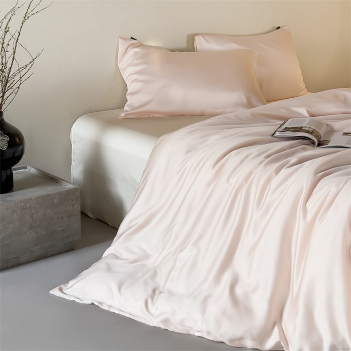 91家纺网 家纺一手货源 找家纺 绒棉世家 2026新款天丝面料纯色100%莱赛尔天丝面料四件套 粉玉+奶白