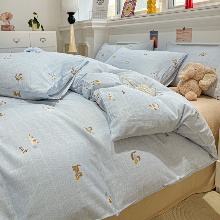 91家纺网 家纺一手货源 找家纺 亿梵家居 2025新款A类母婴级有氧全棉纯棉双层纱纯棉印花四件套-叠拍图猫咪绣球