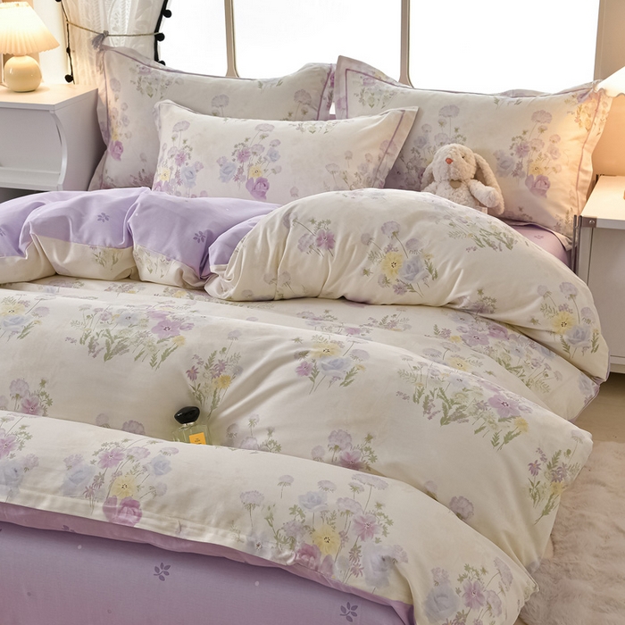 91家纺网 家纺一手货源 找家纺 绘萱家居 2026直播爆款一字绣吊边款纯棉100%全棉四件套印花百分百（喷气高品质） 云间柔