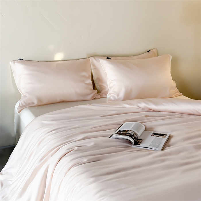 91家纺网 家纺一手货源 找家纺 优贝家纺 2026新款天丝面料纯色100%莱赛尔天丝面料四件套 粉玉+奶白