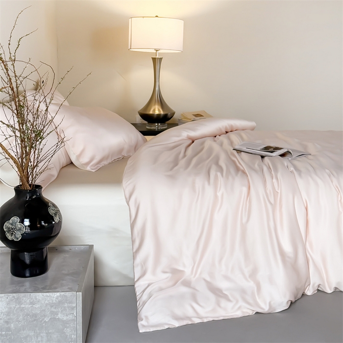 91家纺网 家纺一手货源 找家纺 优贝家纺 2026新款天丝面料纯色100%莱赛尔天丝面料四件套 粉玉+奶白