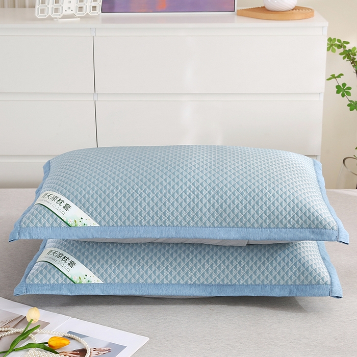 91家纺网 家纺一手货源 找家纺 小牛席业 2026新款7D小三角按摩-冷感豆豆夏凉枕套夏天枕套冰丝枕套竹枕套藤枕套冰藤枕套 蓝色