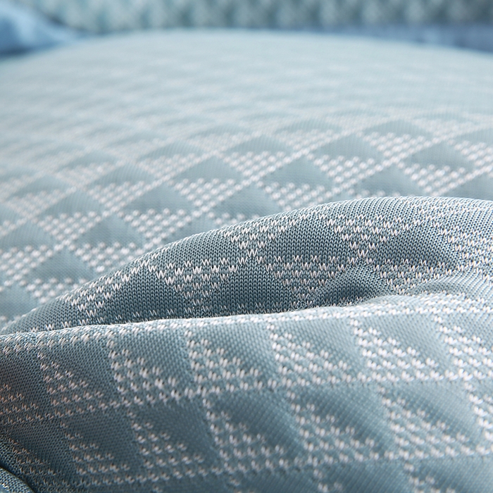 91家纺网 家纺一手货源 找家纺 小牛席业 2026新款7D小三角按摩-冷感豆豆夏凉枕套夏天枕套冰丝枕套竹枕套藤枕套冰藤枕套 蓝色