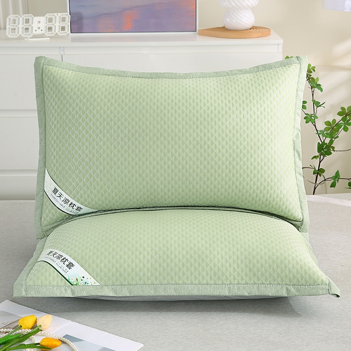 91家纺网 家纺一手货源 找家纺 小牛席业 2026新款7D小三角按摩-冷感豆豆夏凉枕套夏天枕套冰丝枕套竹枕套藤枕套冰藤枕套 绿色