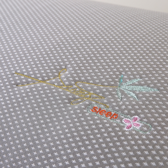 91家纺网 家纺一手货源 找家纺 小牛席业 2026新款冰藤枕套A夏凉枕套系列凉枕套夏天枕套冰丝枕套竹枕套藤枕套冰藤枕套 夏日满天星-绣花凉感枕套（灰色）