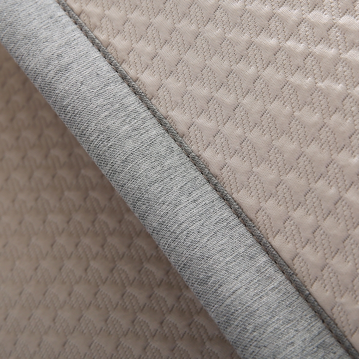 91家纺网 家纺一手货源 找家纺 小牛席业 2026新款3D千鸟格按摩冷感豆豆夏凉枕套系列 米色