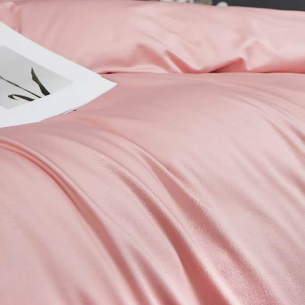 91家纺网 家纺一手货源 找家纺 沐珩家纺 2026新款双拼角拼色100s长绒棉工艺四件套-凯伦 凯伦-玫瑰木粉