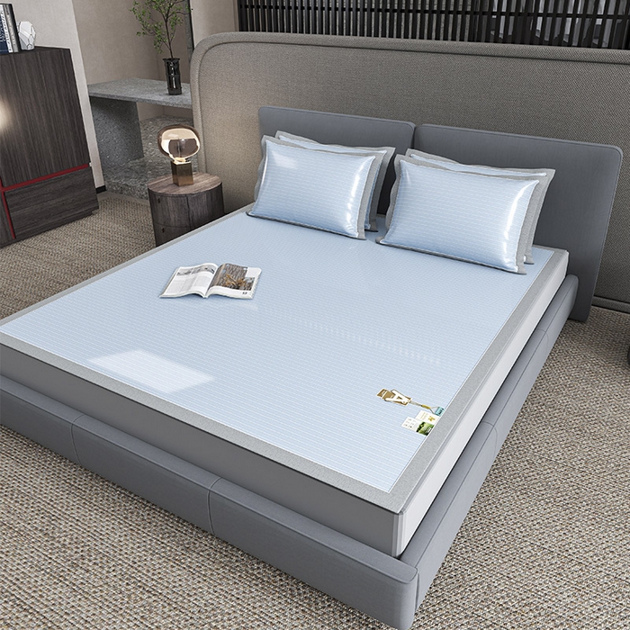 91家纺网 家纺一手货源 找家纺 小牛席业 2026新款PE凉感纤维无印风纯色凉感冰丝席凉席席子 PE凉感-无印条纹(蓝色)