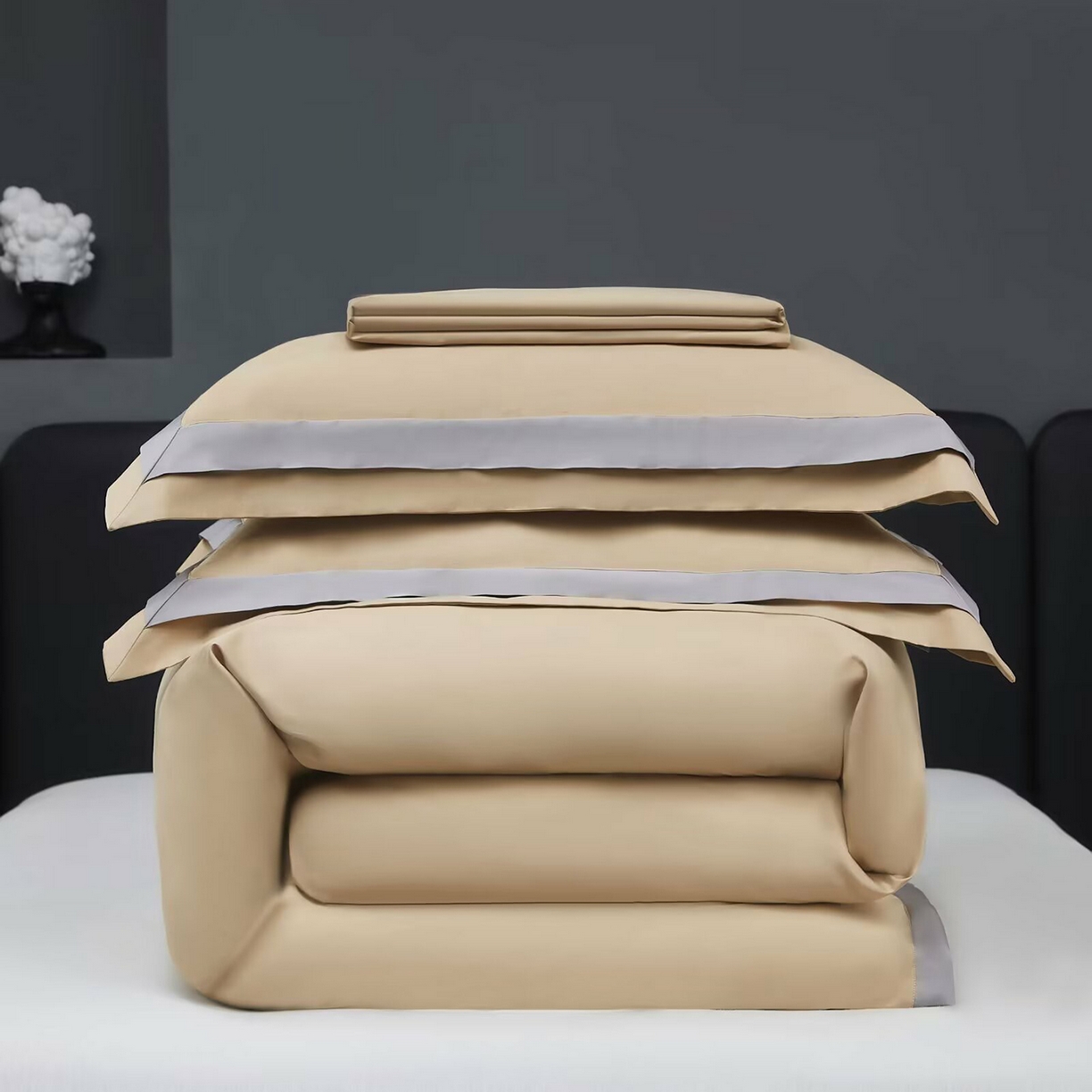 91家纺网 家纺一手货源 找家纺 沐珩家纺 2026新款双拼角拼色100s长绒棉工艺四件套-凯伦 凯伦-烟色香槟