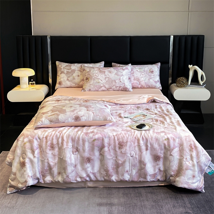 91家纺网 家纺一手货源 找家纺 绒棉世家 2026新款100%莱赛尔天丝面料数码印花天丝夏被四件套 诺曼花园