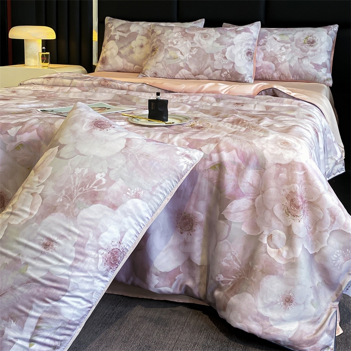 91家纺网 家纺一手货源 找家纺 绒棉世家 2026新款100%莱赛尔天丝面料数码印花天丝夏被四件套 诺曼花园