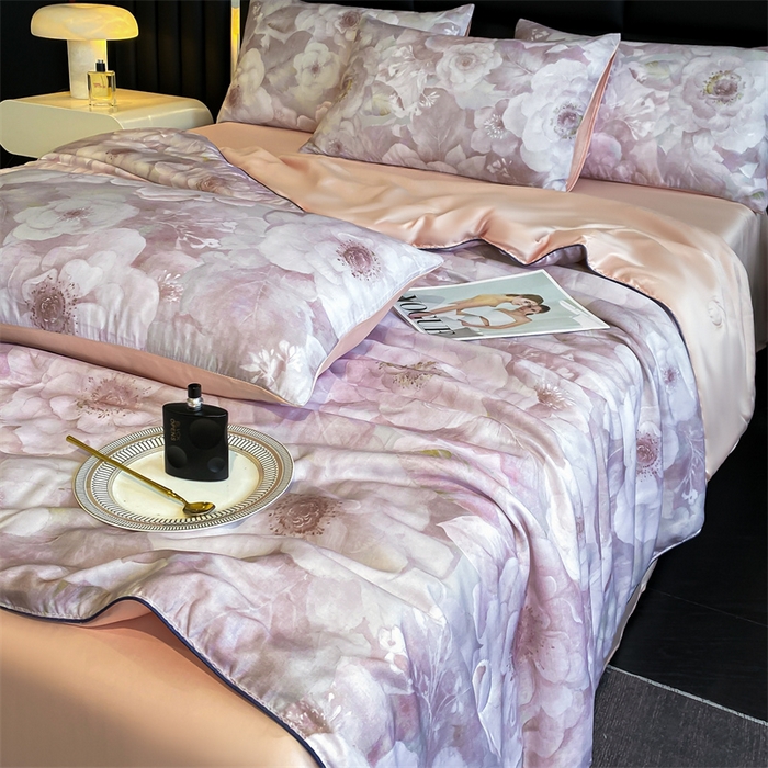 91家纺网 家纺一手货源 找家纺 绒棉世家 2026新款100%莱赛尔天丝面料数码印花天丝夏被四件套 诺曼花园