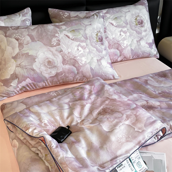 91家纺网 家纺一手货源 找家纺 绒棉世家 2026新款100%莱赛尔天丝面料数码印花天丝夏被四件套 诺曼花园