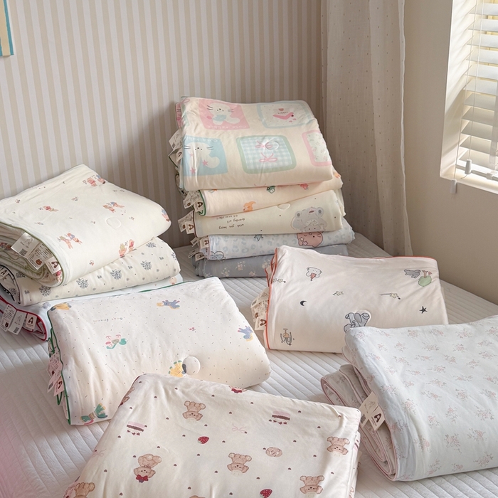 91家纺网 家纺一手货源 找家纺 暖生活 2026新款A类牛奶针织棉夏被被子被芯 组合图仅供参考