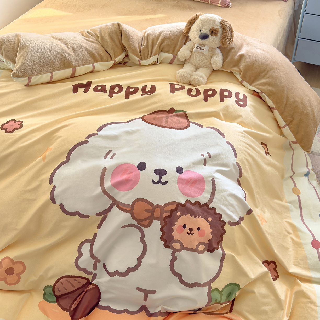 91家纺网 家纺一手货源 找家纺 沐珩家纺 2026新款牛奶绒水晶绒卡通大版四件套 小狗努比-黄