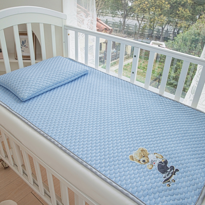 91家纺网 家纺一手货源 找家纺 宅部落 2026新款凉感豆豆儿童凉席席子 滑板熊-深蓝