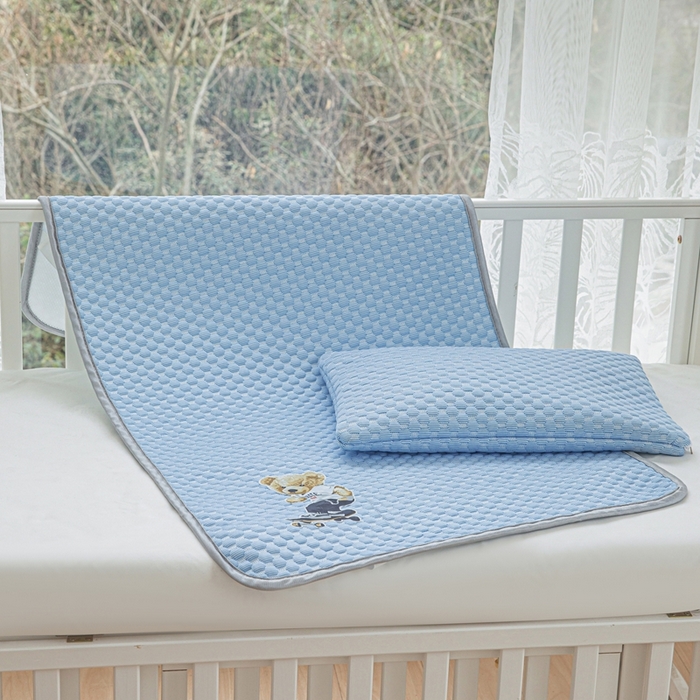 91家纺网 家纺一手货源 找家纺 宅部落 2026新款凉感豆豆儿童凉席席子 滑板熊-深蓝