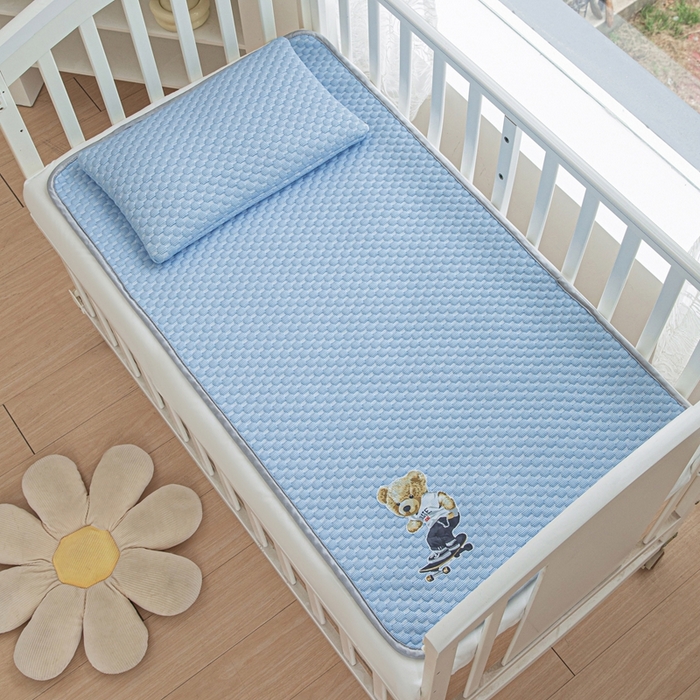 91家纺网 家纺一手货源 找家纺 宅部落 2026新款凉感豆豆儿童凉席席子 滑板熊-深蓝