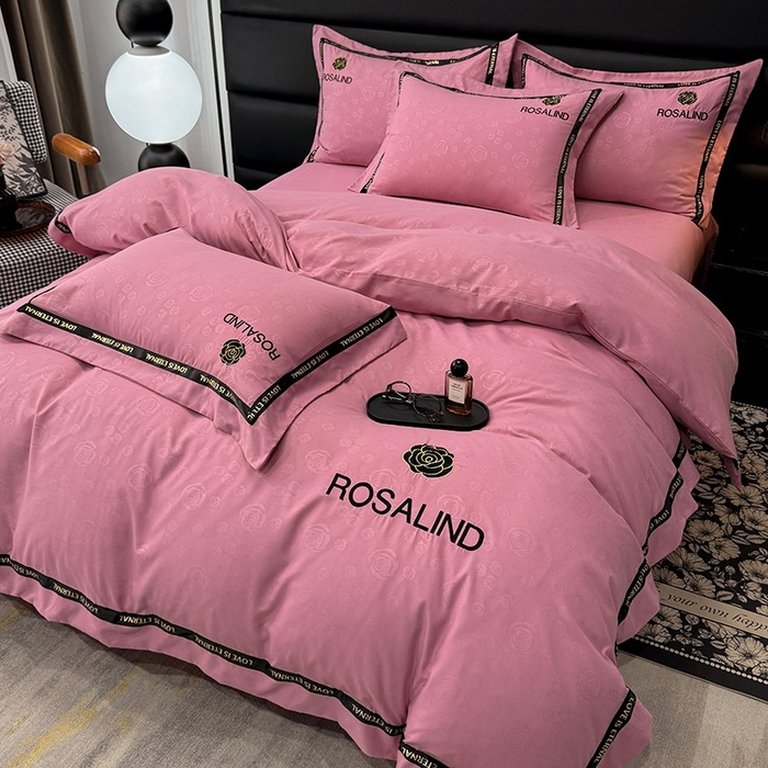 91家纺网 家纺一手货源 找家纺 沐珩家纺 2026新款亲肤磨毛刺绣压花四件套-格调系列 格调-豆沙