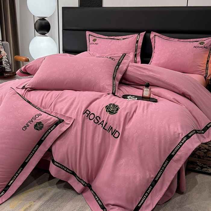 91家纺网 家纺一手货源 找家纺 沐珩家纺 2026新款亲肤磨毛刺绣压花四件套-格调系列 格调-豆沙