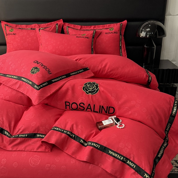 91家纺网 家纺一手货源 找家纺 沐珩家纺 2026新款亲肤磨毛刺绣压花四件套-格调系列 格调-大红