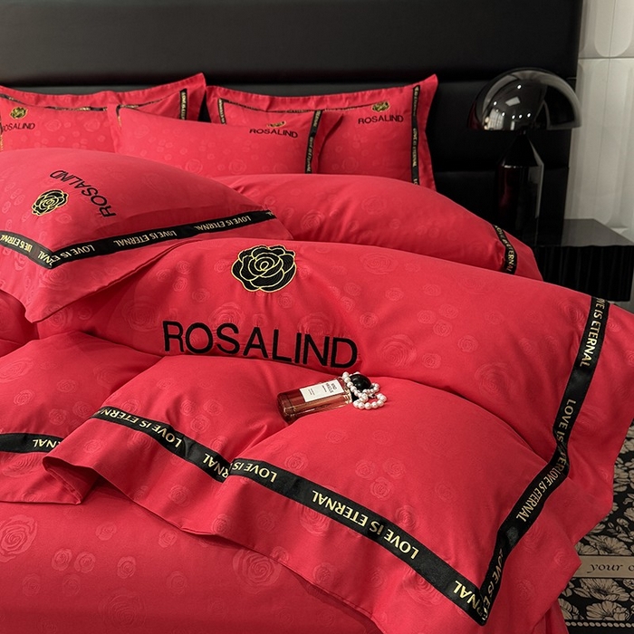 91家纺网 家纺一手货源 找家纺 沐珩家纺 2026新款亲肤磨毛刺绣压花四件套-格调系列 格调-大红