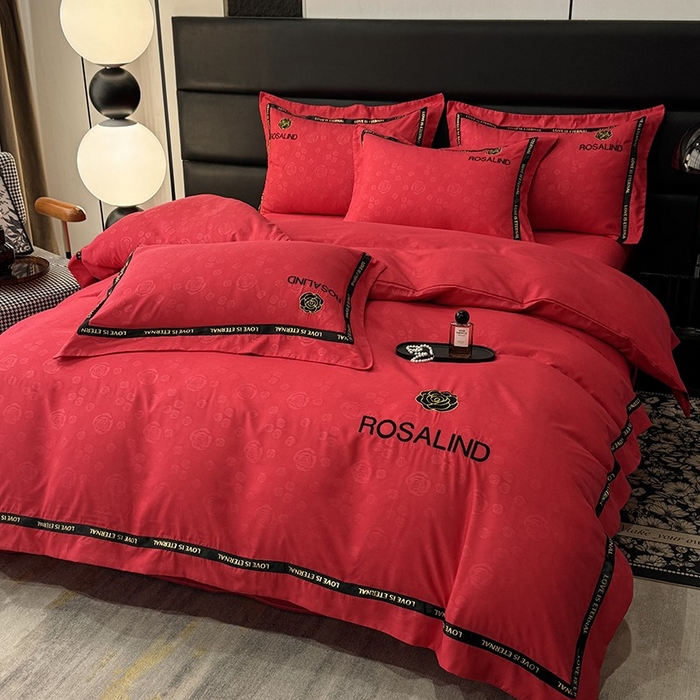 91家纺网 家纺一手货源 找家纺 沐珩家纺 2026新款亲肤磨毛刺绣压花四件套-格调系列 格调-大红