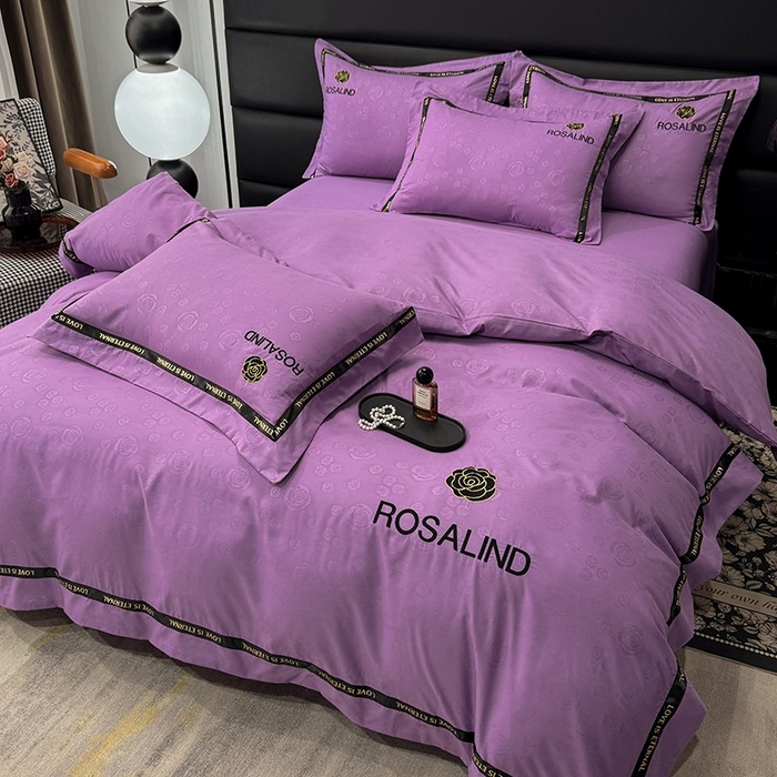 91家纺网 家纺一手货源 找家纺 沐珩家纺 2026新款亲肤磨毛刺绣压花四件套-格调系列 格调-黛紫