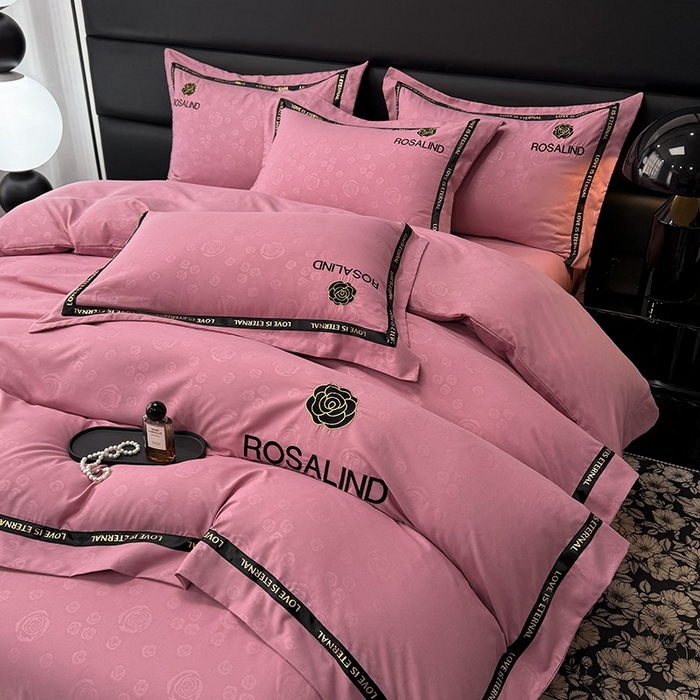 91家纺网 家纺一手货源 找家纺 沐珩家纺 2026新款亲肤磨毛刺绣压花四件套-格调系列 格调-豆沙