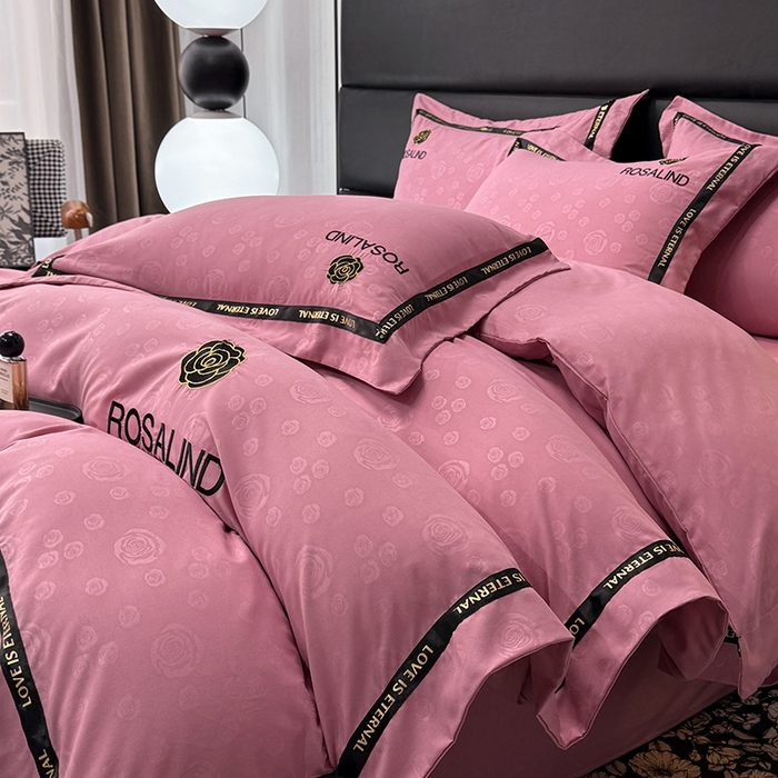 91家纺网 家纺一手货源 找家纺 沐珩家纺 2026新款亲肤磨毛刺绣压花四件套-格调系列 格调-豆沙