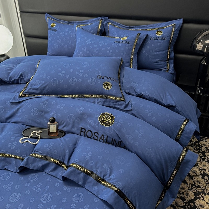 91家纺网 家纺一手货源 找家纺 沐珩家纺 2026新款亲肤磨毛刺绣压花四件套-格调系列 格调-藏蓝