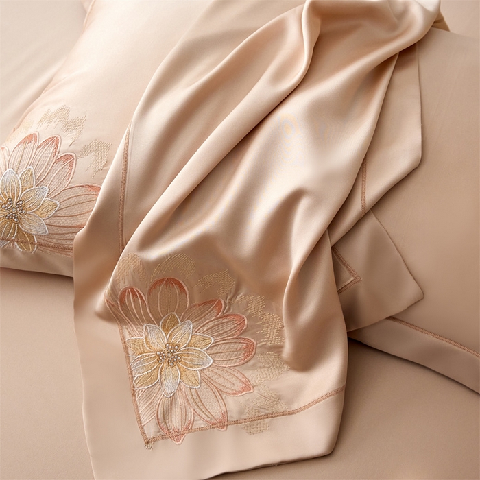 91家纺网 家纺一手货源 找家纺 优贝家纺 2026新款天丝面料刺绣款四件套-花韵系列 花韵-奶油