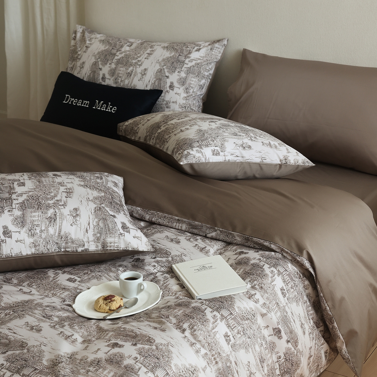 91家纺网 家纺一手货源 找家纺 （总）ONE TWO ONE 121 【会员-20】【控价商品】【提供买家秀】【专版花型】2026新款100s长绒棉全棉床上用品数码印花四件套