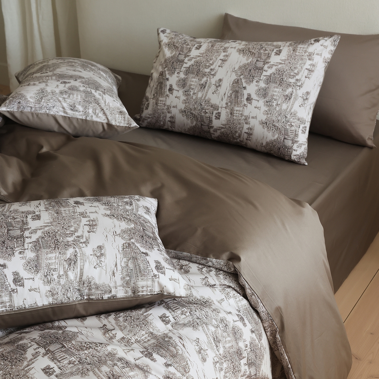 91家纺网 家纺一手货源 找家纺 （总）ONE TWO ONE 121 【会员-20】【控价商品】【提供买家秀】【专版花型】2026新款100s长绒棉全棉床上用品数码印花四件套