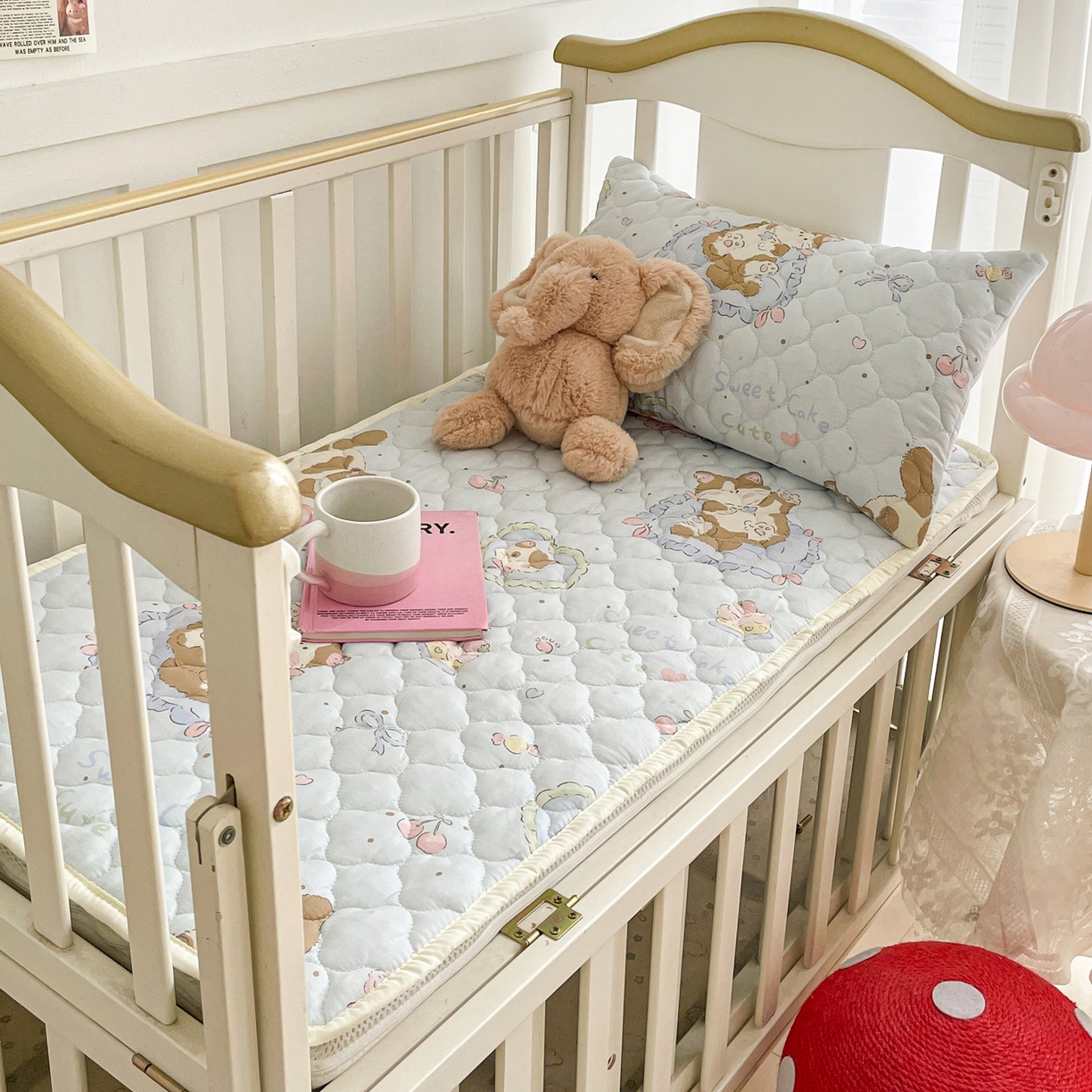 91家纺网 家纺一手货源 找家纺 小桃姐家纺 2026新款全棉纯棉天然棉花床褥防滑床护垫垫子幼儿园床垫儿童床垫 蛋糕小猫