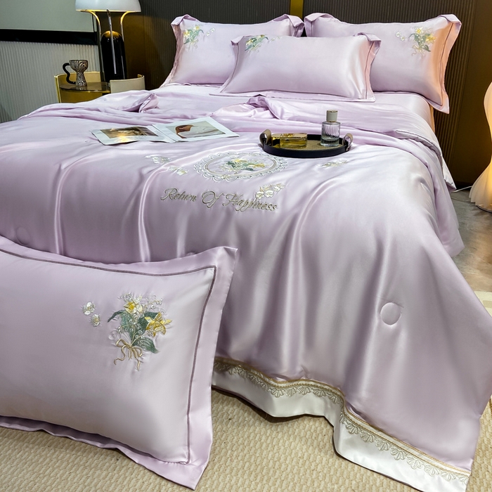 91家纺网 家纺一手货源 找家纺 优贝家纺 2026新款独家专版天丝面料刺绣款繁花夏被四件套 香芋紫