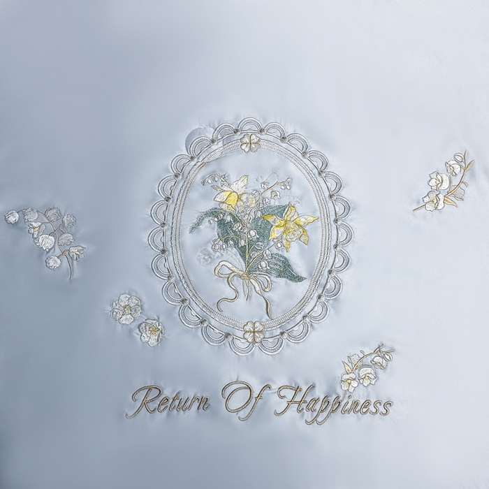 91家纺网 家纺一手货源 找家纺 优贝家纺 2026新款独家专版天丝面料刺绣款繁花夏被四件套 天空蓝