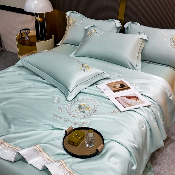 91家纺网 家纺一手货源 找家纺 优贝家纺 2026新款独家专版天丝面料刺绣款繁花夏被四件套 清新绿