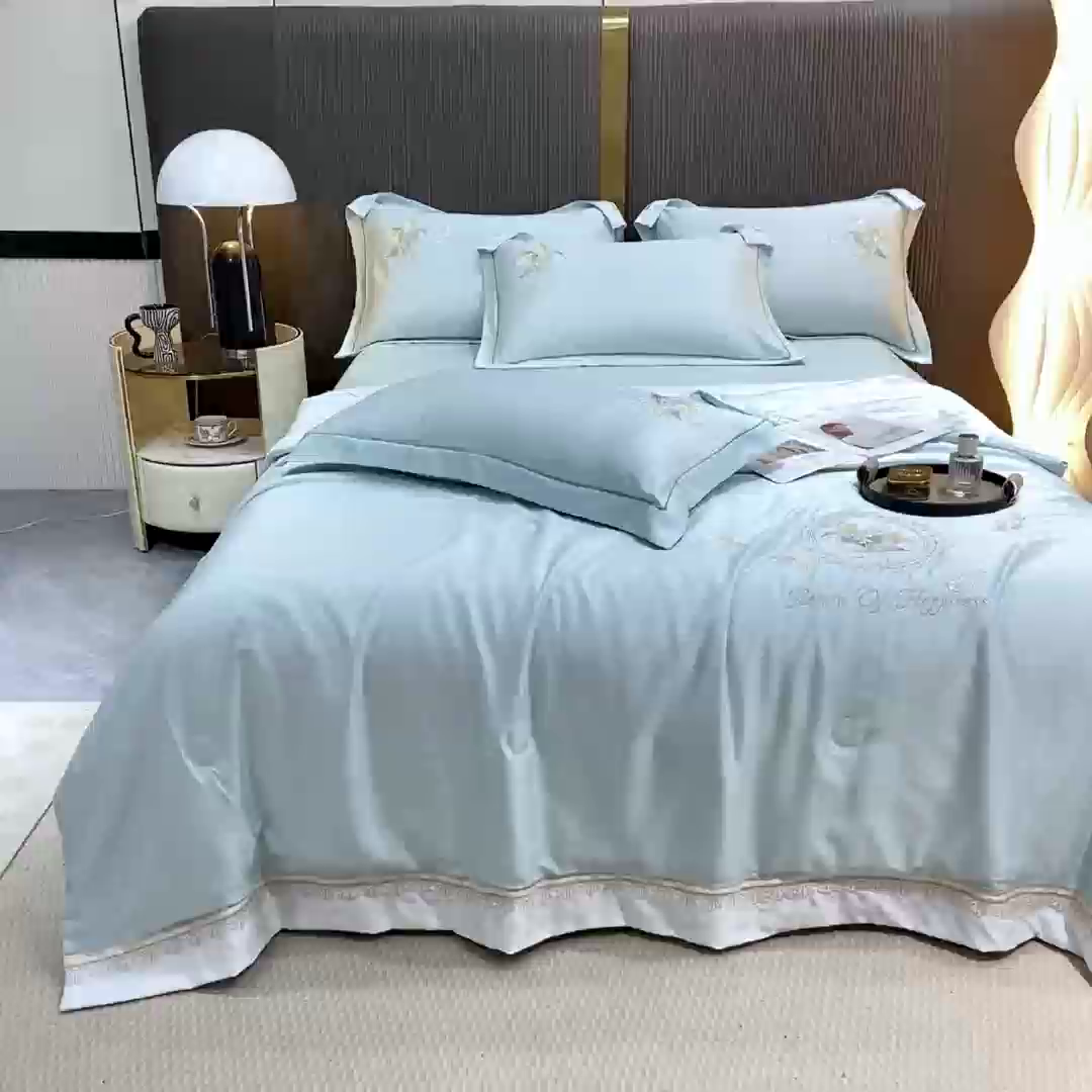 91家纺网 家纺一手货源 找家纺 优贝家纺 2026新款独家专版天丝面料刺绣款繁花夏被四件套 清新绿