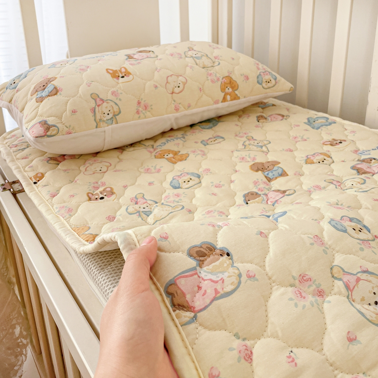 91家纺网 家纺一手货源 找家纺 小桃姐家纺 2026新款全棉纯棉天然棉花床褥防滑床护垫垫子幼儿园床垫儿童床垫 狗狗家族