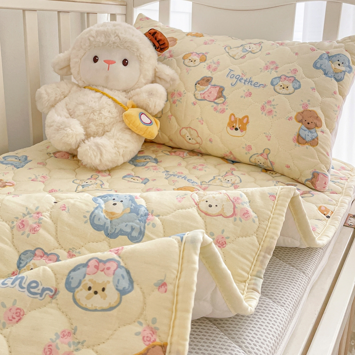 91家纺网 家纺一手货源 找家纺 小桃姐家纺 2026新款全棉纯棉天然棉花床褥防滑床护垫垫子幼儿园床垫儿童床垫 狗狗家族