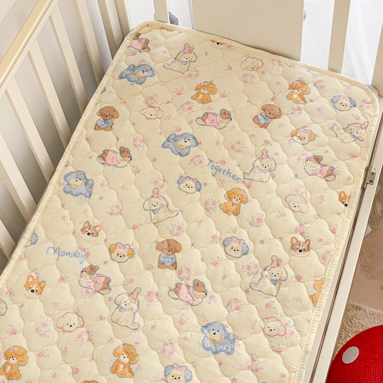 91家纺网 家纺一手货源 找家纺 小桃姐家纺 2026新款全棉纯棉天然棉花床褥防滑床护垫垫子幼儿园床垫儿童床垫 狗狗家族