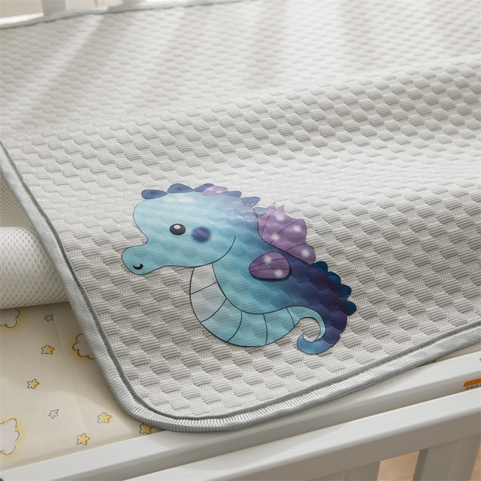 91家纺网 家纺一手货源 找家纺 宅部落 2026新款凉感豆豆儿童凉席席子 小海马-灰