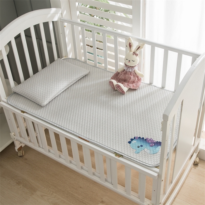 91家纺网 家纺一手货源 找家纺 宅部落 2026新款凉感豆豆儿童凉席席子 小海马-灰