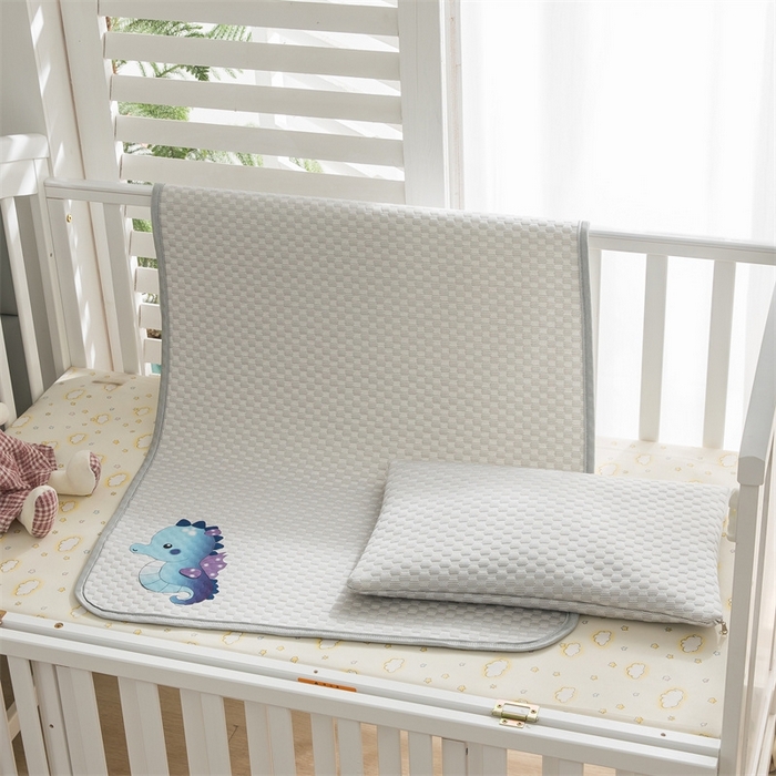 91家纺网 家纺一手货源 找家纺 宅部落 2026新款凉感豆豆儿童凉席席子 小海马-灰