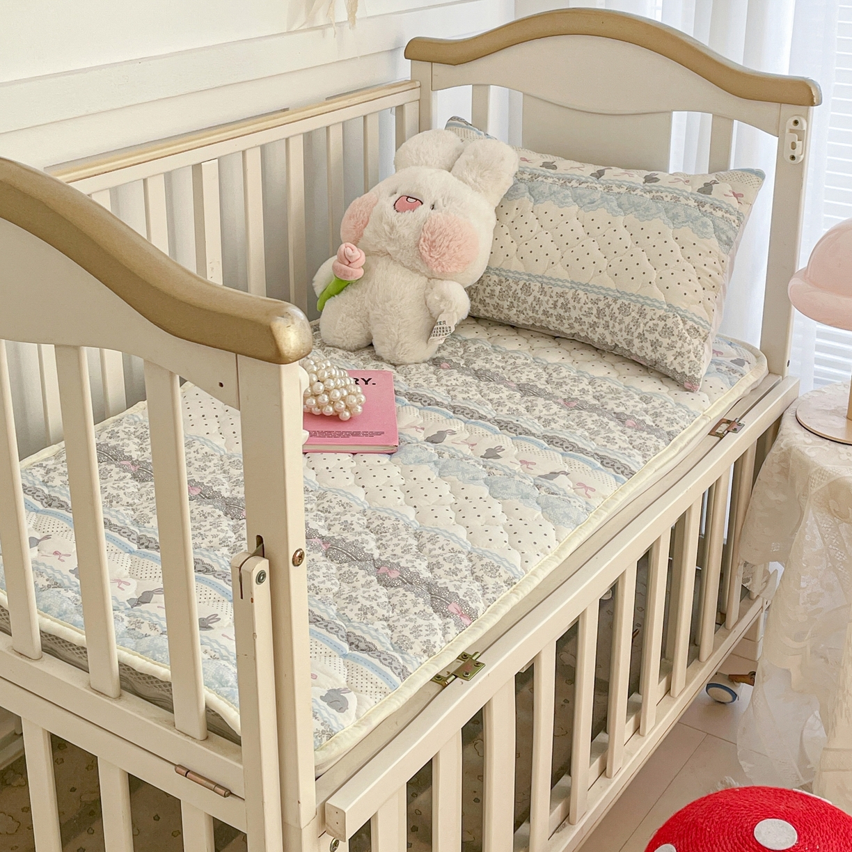 91家纺网 家纺一手货源 找家纺 小桃姐家纺 2026新款全棉纯棉天然棉花床褥防滑床护垫垫子幼儿园床垫儿童床垫 花边兔