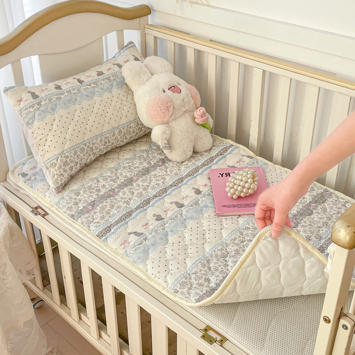 91家纺网 家纺一手货源 找家纺 小桃姐家纺 2026新款全棉纯棉天然棉花床褥防滑床护垫垫子幼儿园床垫儿童床垫 花边兔